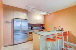 Photo 6: 801 251 E 7TH Avenue in Vancouver: Mount Pleasant VE Condo for sale in "DISTRICT" (Vancouver East)  : MLS®# R2125951