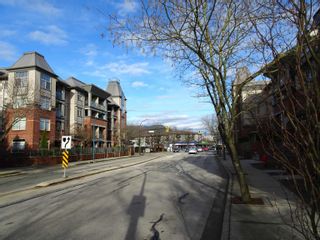 Photo 34: 104 2343 ATKINS Avenue in Port Coquitlam: Central Pt Coquitlam Condo for sale in "The Pearl" : MLS®# R2641547