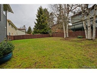 Photo 20: 498 Leaside Ave in VICTORIA: SW Glanford House for sale (Saanich West)  : MLS®# 750765