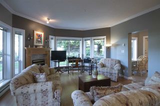 Photo 3: 102 34101 OLD YALE Road in Abbotsford: Central Abbotsford Condo for sale in "YALE TERRACE" : MLS®# R2329355