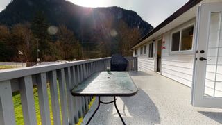 Photo 15: 38240 MYRTLEWOOD Crescent in Squamish: Valleycliffe House for sale in "Valleycliffe" : MLS®# R2669049