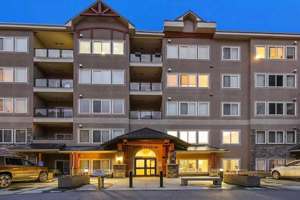 Main Photo: 518 20 DISCOVERY RIDGE Close SW in Calgary: Discovery Ridge Apartment for sale : MLS®# A2069920