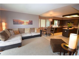 Photo 3: 920 GOVERNOR Court in Port Coquitlam: Citadel PQ House for sale in "CITADEL" : MLS®# V963370