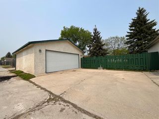 Photo 27: 6474 Rannock Avenue in Winnipeg: Charleswood Residential for sale (1H)  : MLS®# 202314102