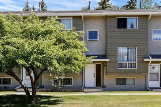 Photo 1: 150 6915 Ranchview Drive NW in Calgary: Ranchlands Row/Townhouse for sale : MLS®# A1239166