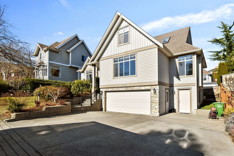 FEATURED LISTING: 31493 SPUR Avenue Abbotsford