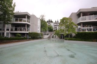 Photo 12: 204 8420 JELLICOE Street in Vancouver: South Marine Condo for sale (Vancouver East)  : MLS®# R2401979