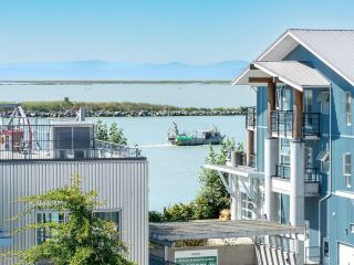 Photo 23: 403 4233 BAYVIEW Street in Richmond: Steveston South Condo for sale in "THE VILLAGE AT IMPERIAL LANDING" : MLS®# R2718014