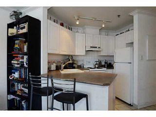 Photo 7: 304 2025 STEPHENS Street in Vancouver: Kitsilano Condo for sale in "STEPHEN'S COURT" (Vancouver West)  : MLS®# V1069084
