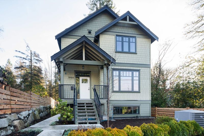 FEATURED LISTING: 1900 LARSON Road North Vancouver