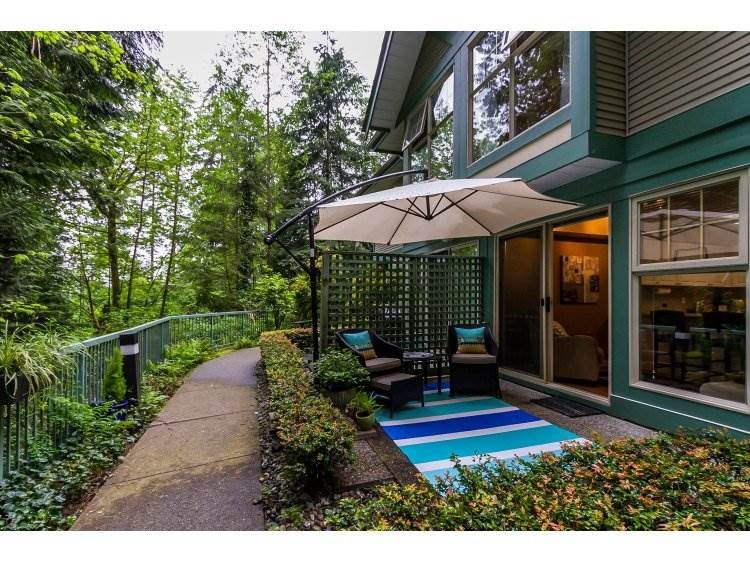Main Photo: 2 65 FOXWOOD Drive in Port Moody: Heritage Mountain Townhouse for sale in "FOREST HILL" : MLS®# R2060866