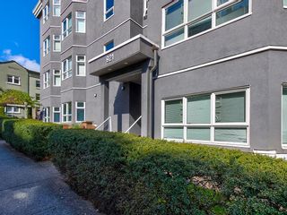 Photo 2: 307 921 THURLOW Street in Vancouver: West End VW Condo for sale in "KRISTOFF PLACE" (Vancouver West)  : MLS®# R2877257