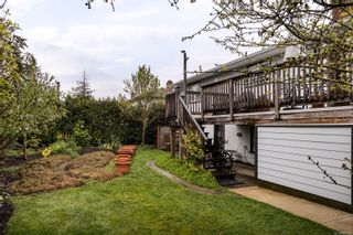 Photo 32: 2860 Foul Bay Rd in Saanich: SE Camosun House for sale (Saanich East)  : MLS®# 902443