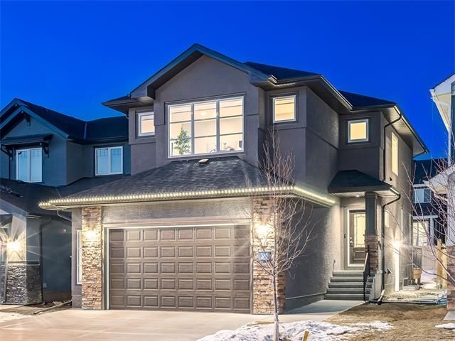Main Photo: 30 EVANSVIEW Court NW in Calgary: Evanston House for sale : MLS®# C4105469