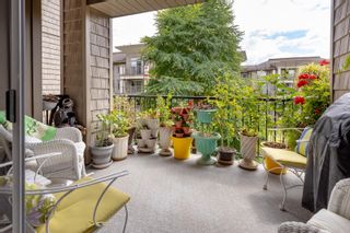 Photo 10: 307 12268 224 Street in Maple Ridge: East Central Condo for sale in "STONEGATE" : MLS®# R2802196