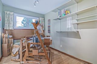 Photo 18: 49 Kentish Drive SW in Calgary: Kingsland Detached for sale : MLS®# A2002580