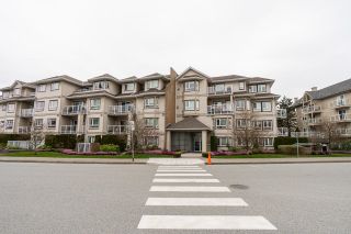 Photo 2: 317 8142 120A Street in Surrey: Queen Mary Park Surrey Condo for sale in "STERLING COURT" : MLS®# R2710890