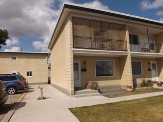 Photo 2: 212 2211 19 Street NE in Calgary: Vista Heights Row/Townhouse for sale : MLS®# A2074868