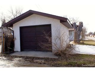 Photo 33: 1301 KING Street in Regina: Washington Park Single Family Dwelling for sale (Regina Area 03)  : MLS®# 528872