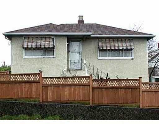 Main Photo: 807 20TH ST in New Westminster: West End NW House for sale : MLS®# V537286