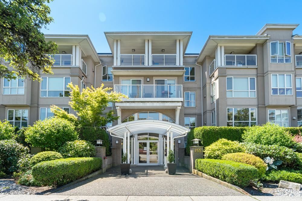 Main Photo: 412 155 E 3RD STREET in North Vancouver: Lower Lonsdale Condo for sale : MLS®# R2705842
