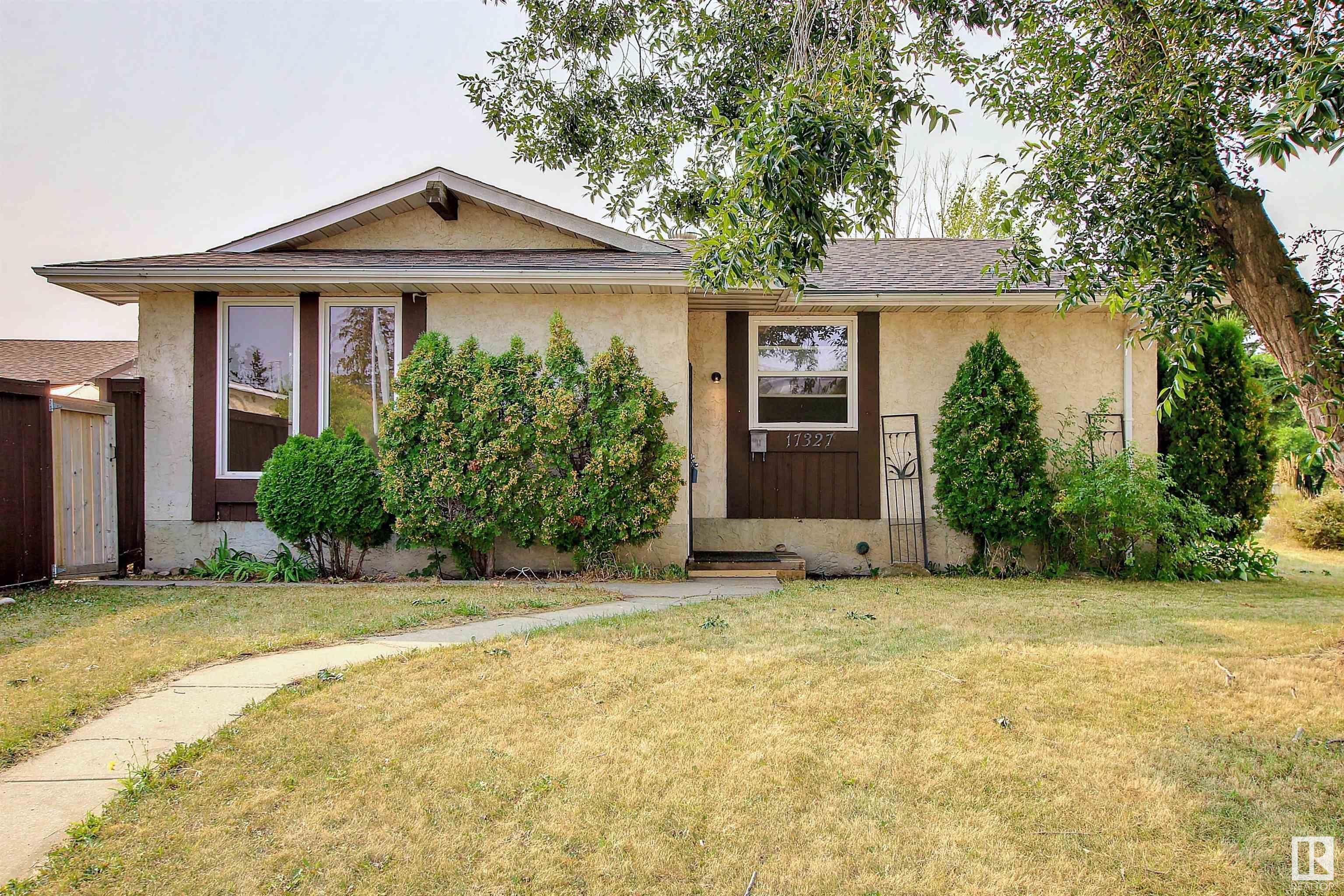Main Photo: 17327 106 Street in Edmonton: Zone 27 House for sale : MLS®# E4313309