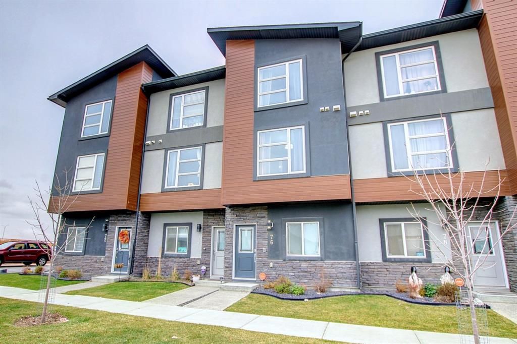 Main Photo: 21 76 Skyview Link NE in Calgary: Skyview Ranch Row/Townhouse for sale : MLS®# A1158319