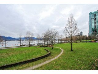 Photo 2: TH31 1277 W CORDOVA Street in Vancouver: Coal Harbour Townhouse for sale in "CALLISTO" (Vancouver West)  : MLS®# V1098410