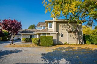 Photo 5: 32 6380 121 Street in Surrey: Panorama Ridge Townhouse for sale in "Forest Ridge" : MLS®# R2730601