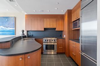 Photo 15: 4204 938 NELSON Street in Vancouver: Downtown VW Condo for sale in "One Wall Centre" (Vancouver West)  : MLS®# R2772981