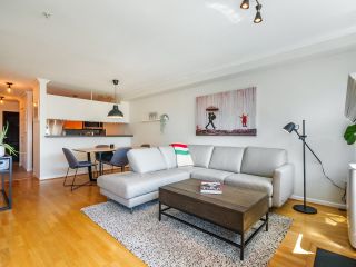 Photo 2: 308 2490 W 2ND Avenue in Vancouver: Kitsilano Condo for sale in "Trinity Place" (Vancouver West)  : MLS®# R2894698