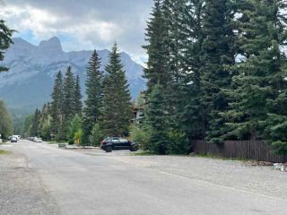 Photo 3: 522 3rd Street: Canmore Detached for sale : MLS®# A2060729