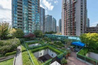 Photo 18: 314 838 HAMILTON Street in Vancouver: Downtown VW Condo for sale in "ROSEDALE ON ROBSON" (Vancouver West)  : MLS®# R2391016