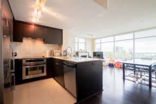 Photo 11: 601 1320 CHESTERFIELD AVENUE in North Vancouver: Central Lonsdale Condo for sale : MLS®# R2695129