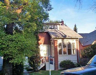 Photo 1: 384 SIMCOE Street in Winnipeg: Single Family Detached for sale : MLS®# 2512461