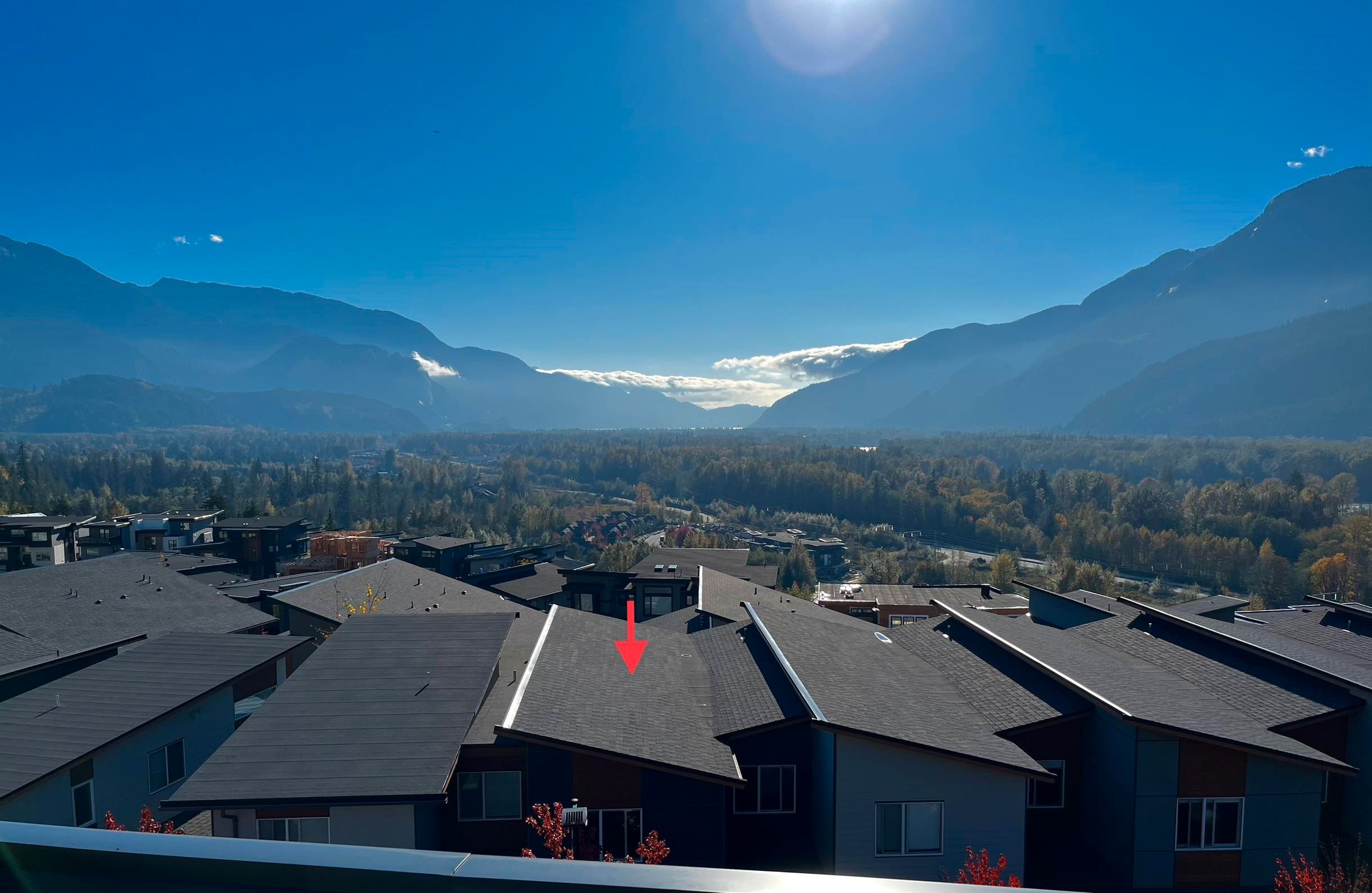 Main Photo: 2 41333 SKYRIDGE Place in Squamish: Tantalus Townhouse for sale in "Skyridge" : MLS®# R2823860