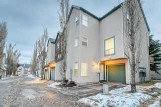 Photo 1: 335 Bridlewood Lane SW in Calgary: Bridlewood Row/Townhouse for sale : MLS®# A2009616