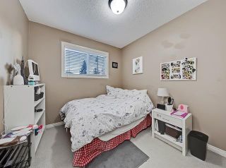 Photo 28: 2037 50 AV SW in Calgary: North Glenmore Park Duplex for sale ()  : MLS®# C4216424