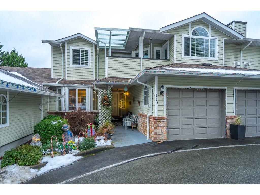 Main Photo: 110 22515 116 AVENUE in Maple Ridge: East Central Townhouse for sale : MLS®# R2640760