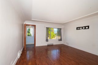 Photo 5: 2710 E 1ST Avenue in Vancouver: Renfrew VE House for sale (Vancouver East)  : MLS®# R2722189