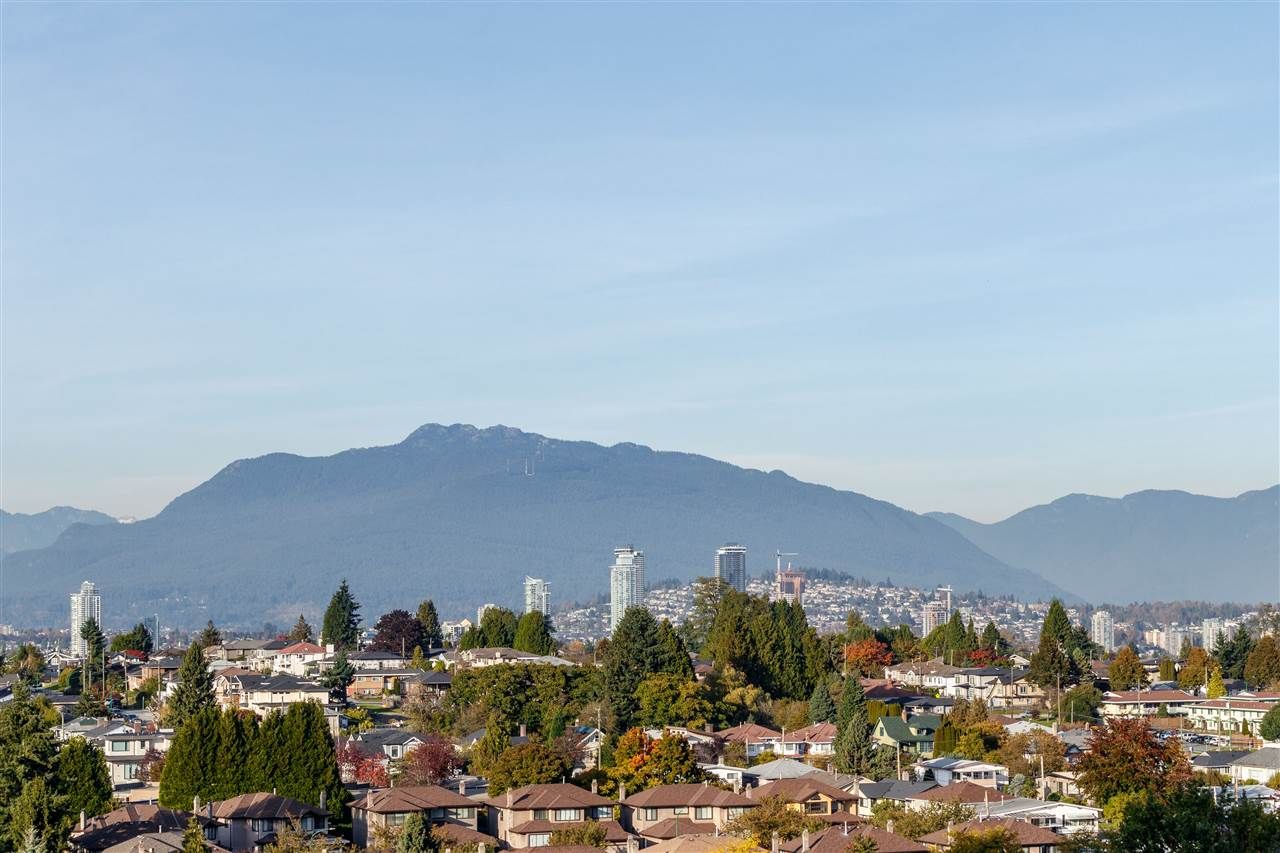 Main Photo: 1203 5665 BOUNDARY Road in Vancouver: Collingwood VE Condo for sale (Vancouver East)  : MLS®# R2413367