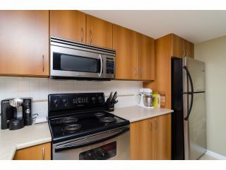 Photo 11: # 803 235 GUILDFORD WY in Port Moody: North Shore Pt Moody Condo for sale : MLS®# V1064493
