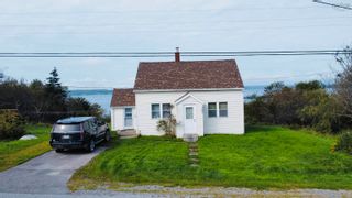 Photo 5: 908 Sandy Point in Sandy Point: 407-Shelburne County Residential for sale (South Shore)  : MLS®# 202319759