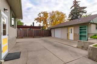 Photo 39: 95 Thornlee Crescent NW in Calgary: Thorncliffe Detached for sale : MLS®# A2003492