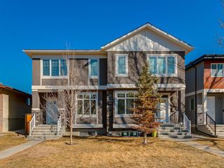 Photo 1: 7516 36 Avenue NW in Calgary: Bowness Semi Detached for sale : MLS®# A1019439