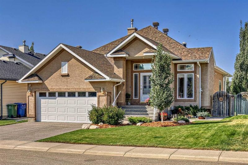 FEATURED LISTING: 164 COVE Crescent Chestermere