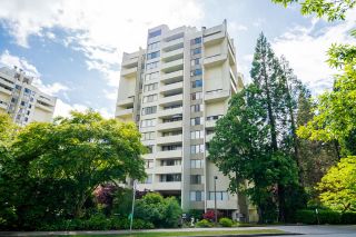 Photo 2: 1102 4200 MAYBERRY Street in Burnaby: Metrotown Condo for sale in "TIMES SQUARE" (Burnaby South)  : MLS®# R2788747