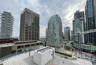 Photo 13: 5802 28 Freeland Street in Toronto: Waterfront Communities C8 Condo for sale (Toronto C08)  : MLS®# C8021970