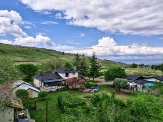 Photo 1: 2828 LONG LAKE ROAD in Kamloops: Knutsford-Lac Le Jeune House for sale : MLS®# 173635