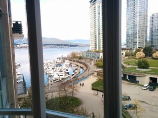Photo 5: 704 499 BROUGHTON Street in Vancouver: Coal Harbour Condo for sale in "DENIA" (Vancouver West)  : MLS®# R2834544